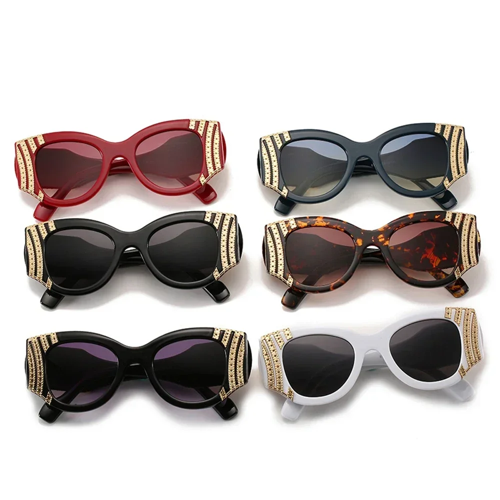 New Personality Metal Decoration Ladies Sunglasses Classic Retro Fashion Catwalk Trend Wild Gorgeous High-quality Sunglasses