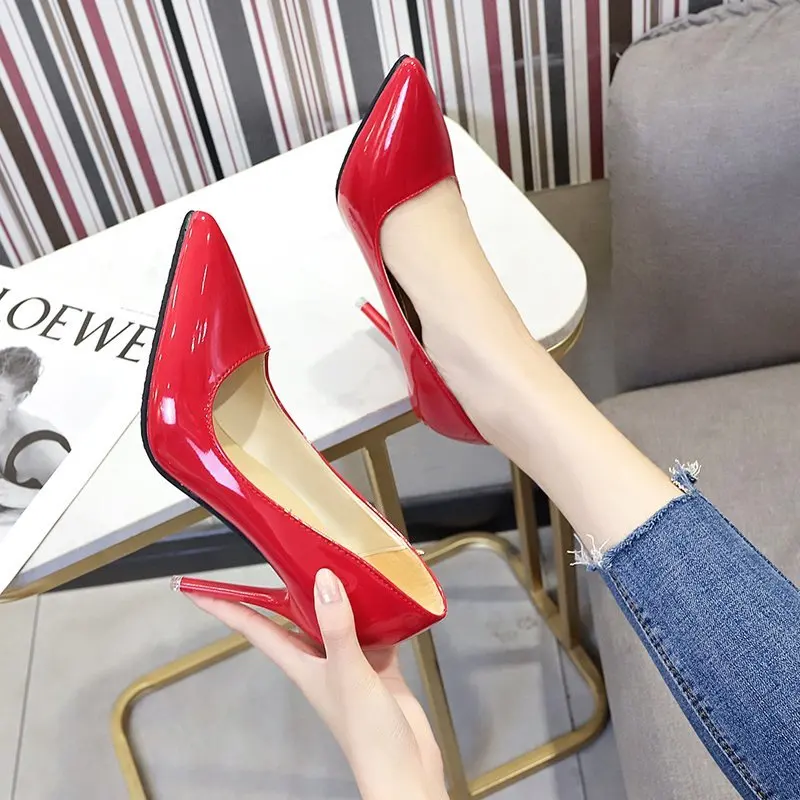 2022 Spring and Autumn New Large Size High Heels Patent Leather Thin Heel Shallow Mouth Temperament All-match Women\'s Shoes