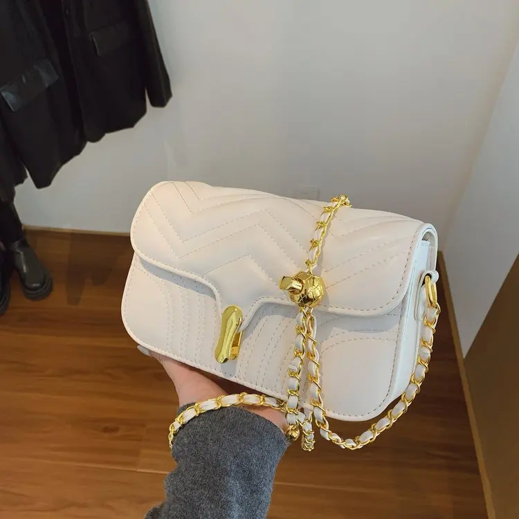 

High-end Light Luxury Women's Handbag 2026 New Texture Fashion Unique Shoulder Crossbody Bag for Ladies