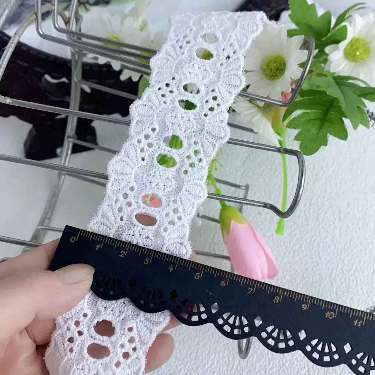 4CM Wide Hot White Cotton Embroidery Lace Fabric DIY Applique Collar CuffsTrim Ribbon Sewing Tassel Guipure Wedding Cloth Decor