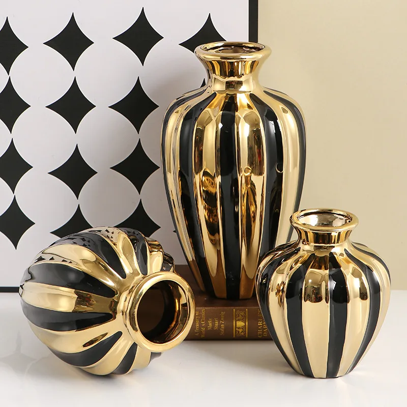 

Black gold-plated ceramic jar ornaments, vases, living rooms, homestays, European style light luxury floral arrangements, home f