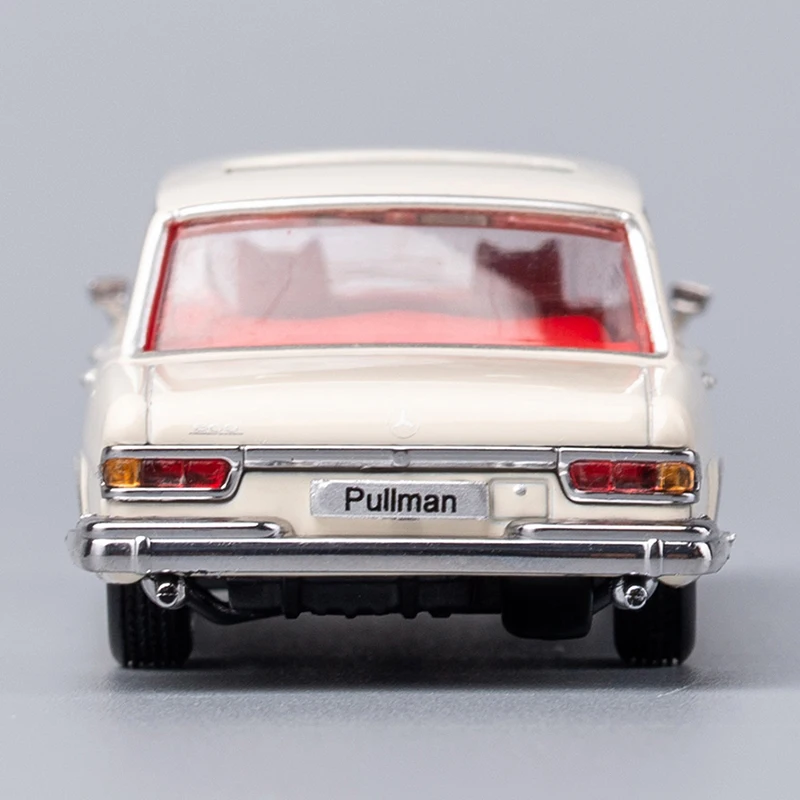 New Model Car Launched Mercedes Pullman Body Extended Bulletproof Series Excellent Decorative Collectibles