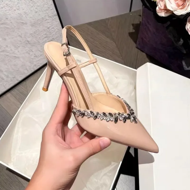 الصنادل النسائية مزاجه الفرنسية عالية الكعب حجر الراين صندل الإناث الصيف وأشار الساتان الأبيض أحذية الزفاف أحذية وصيفه الشرف