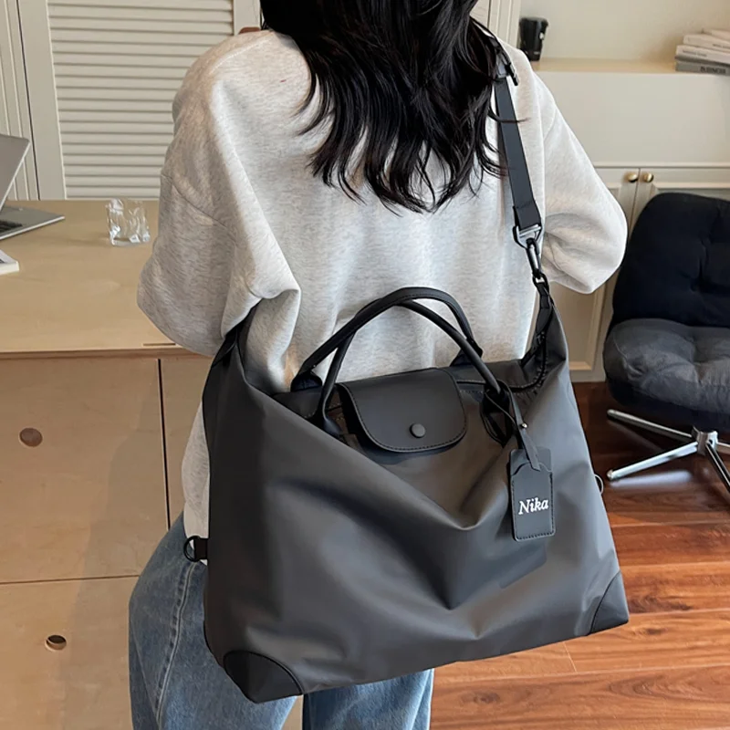 

Fashion Women's Yoga Fitness Bag Short Trip Travel Bag Waterproof Soft Large Capacity