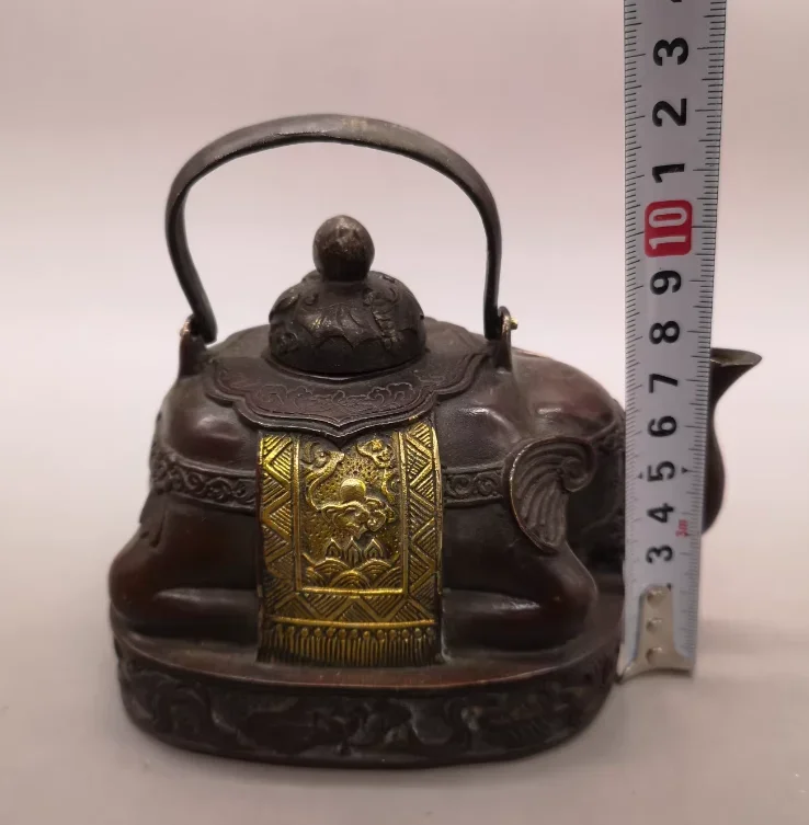 Antique Collection Chinese Old Bronze Handmade Elephant Pot Decorative Teapot
