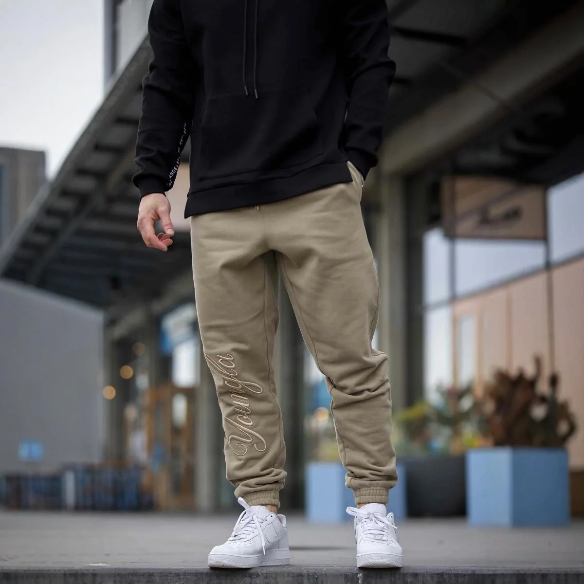 American Style Fashion Casual Men's Clothing Men's Sweatpants Gym Sports Fitness Men's Casual Pants Cotton Embroidered Trousers