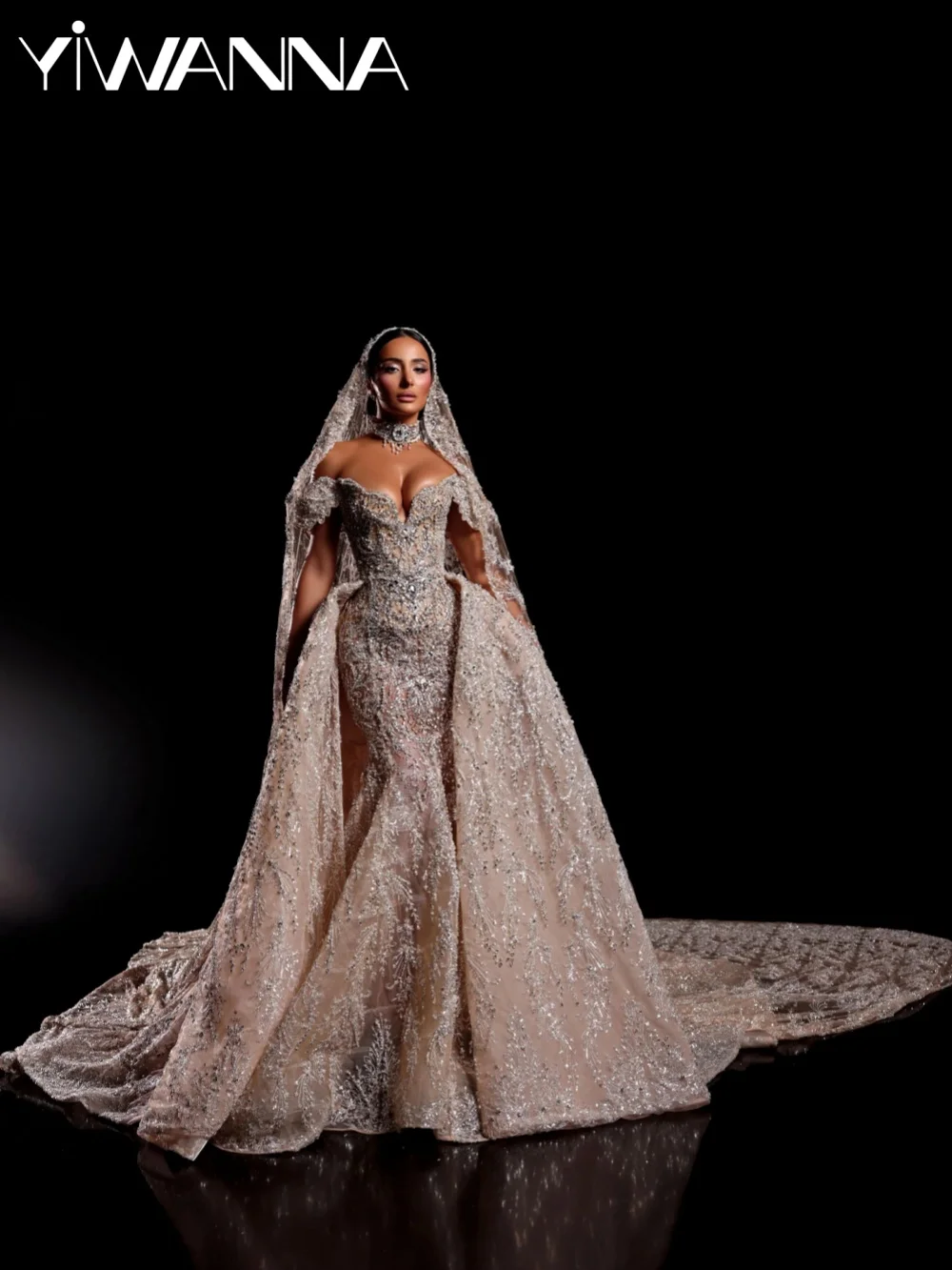 

Detachable Train Embroidery Wedding Dress Sparkling Beaded Crystal Bridal Gown Customized Dreamy Off Shoulder Dresses For Bride