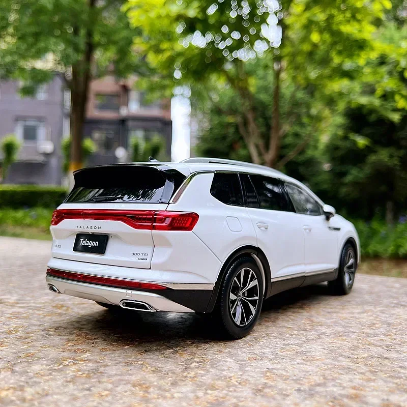 Faw 2021 Talagon Medium And Large Suv Off-road Vehicle Alloy Simulation Die-casting 1:18 Scale Car Model Home Decoration Display