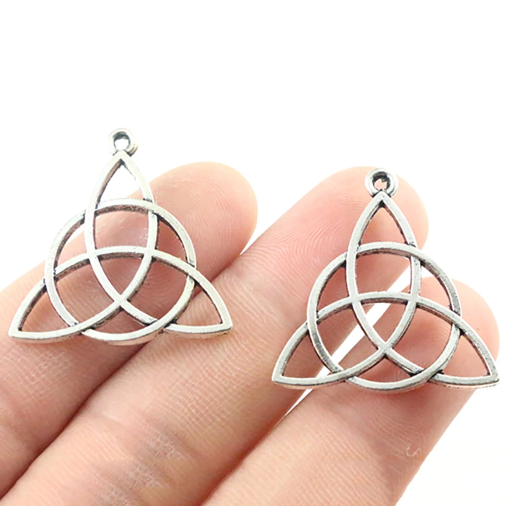 29x28mm 10pcs Antique Silver Plated Triangular Symbols Handmade Charms Pendant:DIY for bracelet necklace-P1-45