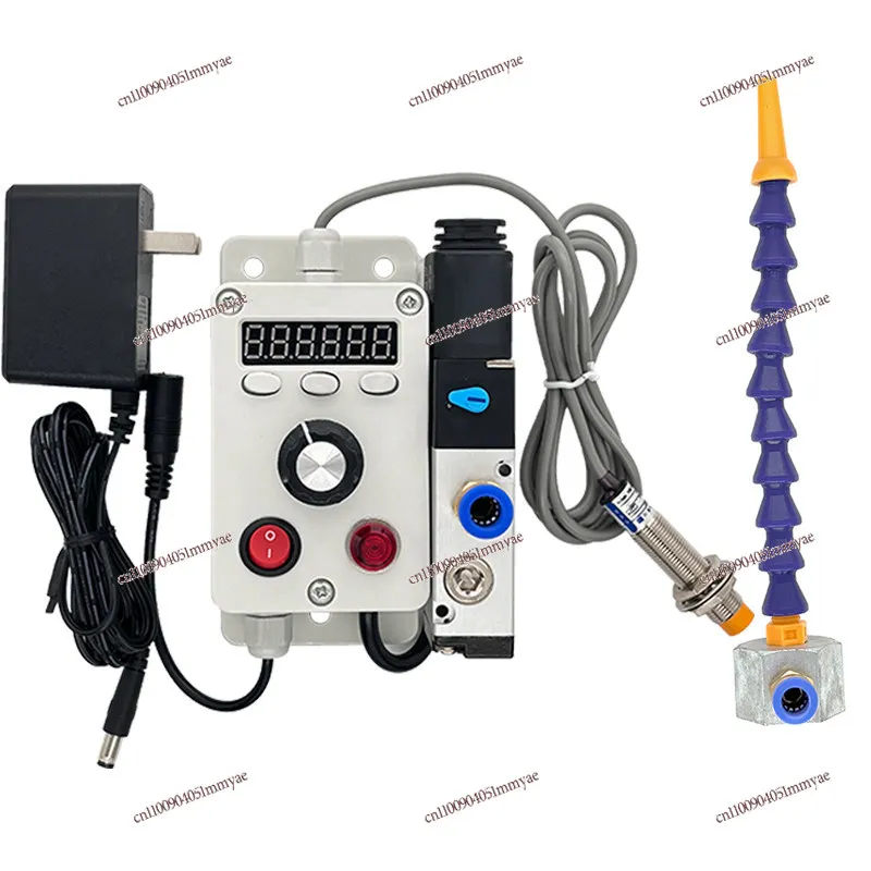 The new model has stable performance, and the automatic blowing induction device of the punch blower