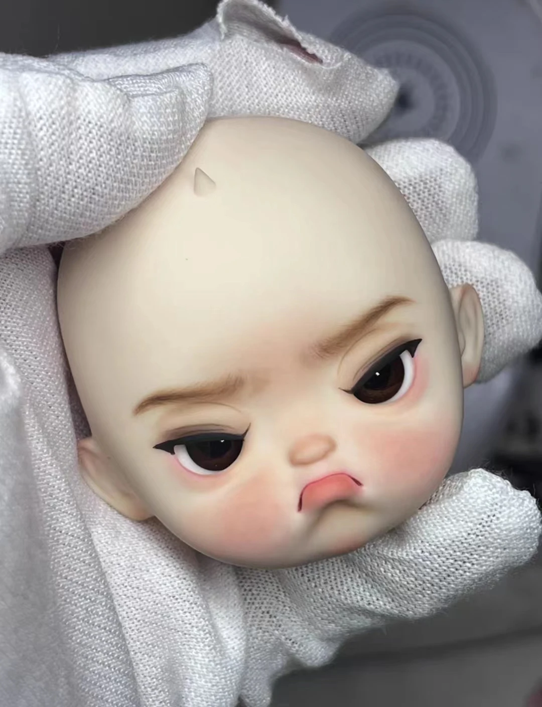 STODOll 8 Points Confused Single Head with Makeup, Only One Hand-painted Makeup Face in Stock.