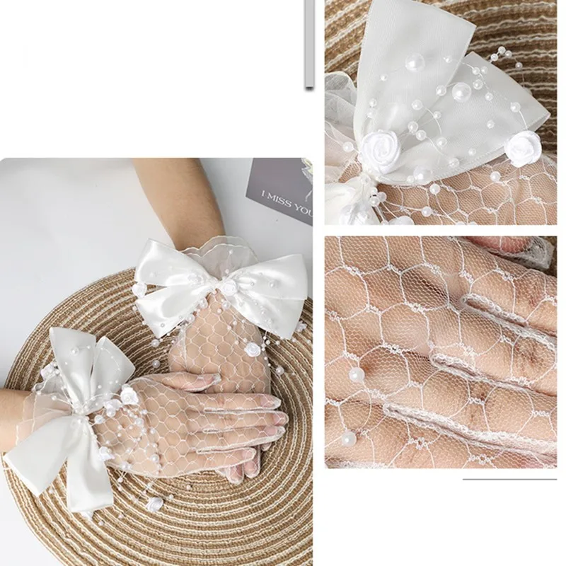 A Pair Short Bridal Gloves Yarn Bow Pearl Bead Full Finger Women Sun Protect Elegant Wedding Party Summer Driving Lace Gloves