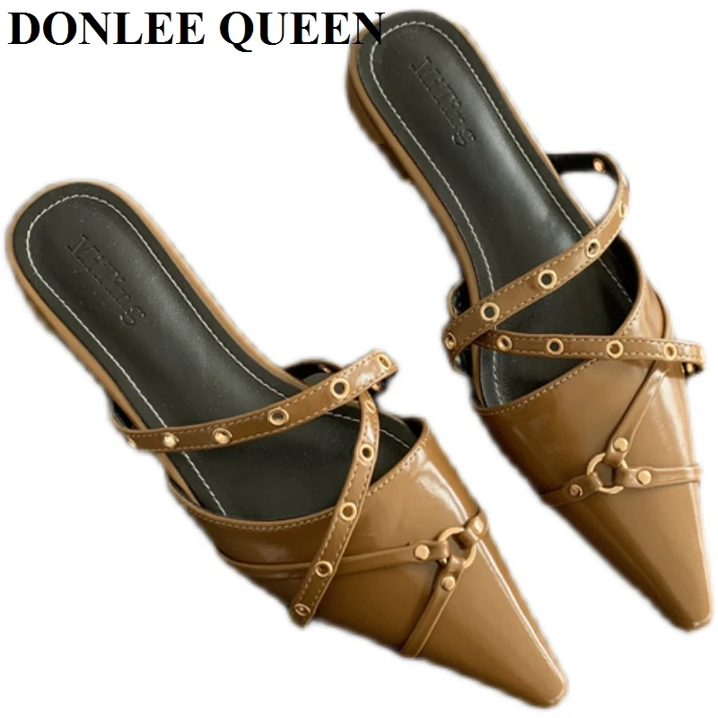 Fashion Pointed Toe Flat Heel Mules Shoes Women Closed Toe Outdoor Slippers Elegant Slide Narrow Band Sandal Brand Rivet Slipper