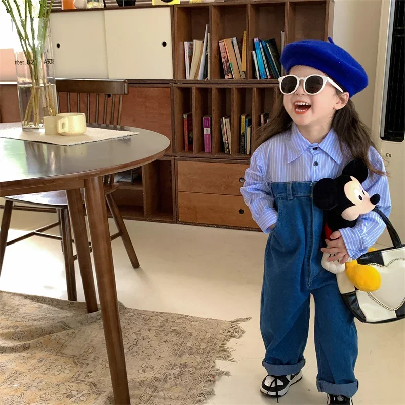 أزياء الفتيان الفتيات قميص مخطط المرقعة بذلة الدنيم 2025 الربيع بأكمام طويلة الاطفال فضفاض رومبير الأطفال وزرة