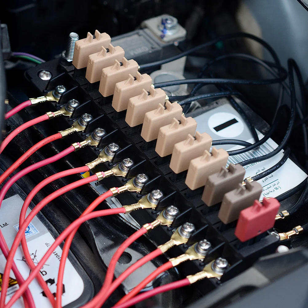 

Auto Fuse Plastic Flame Retardant Waterproof Corrosion Resistant 12 Ways Fuse Holder With Sticker Double Fuses