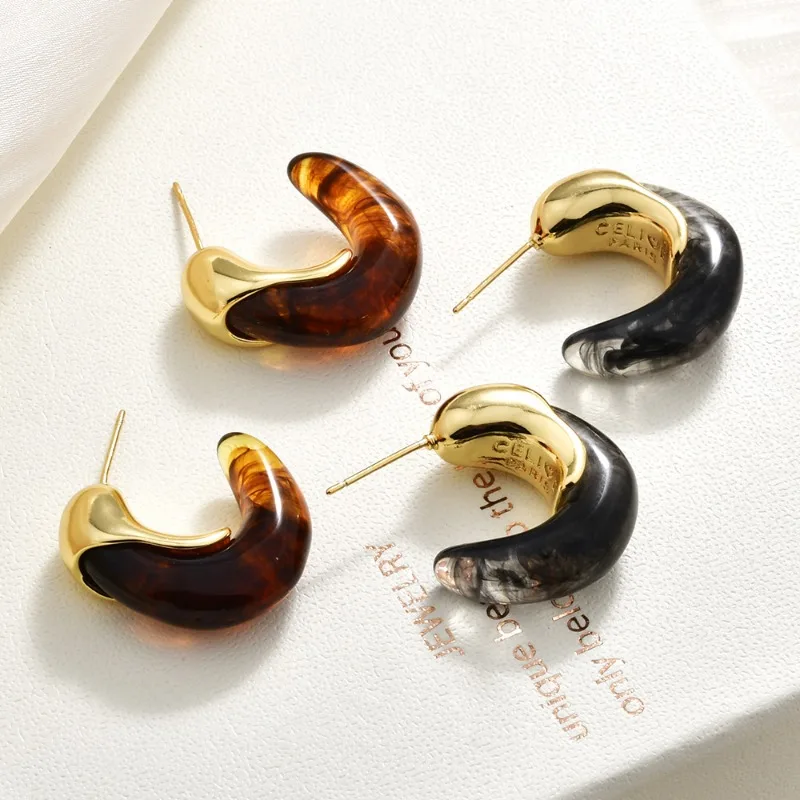 Korean new design fashion jewelry 18K gold plated C-type metal amber resin earrings elegant women's daily accessories