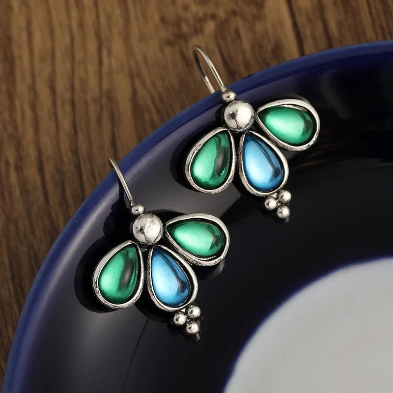 Vinatge Exquisite Inlaid Green Blue Stone Waterdrop Hook Earrings for Women\'s Fashion Elegant Banquet Jewelry Accessories Crafts