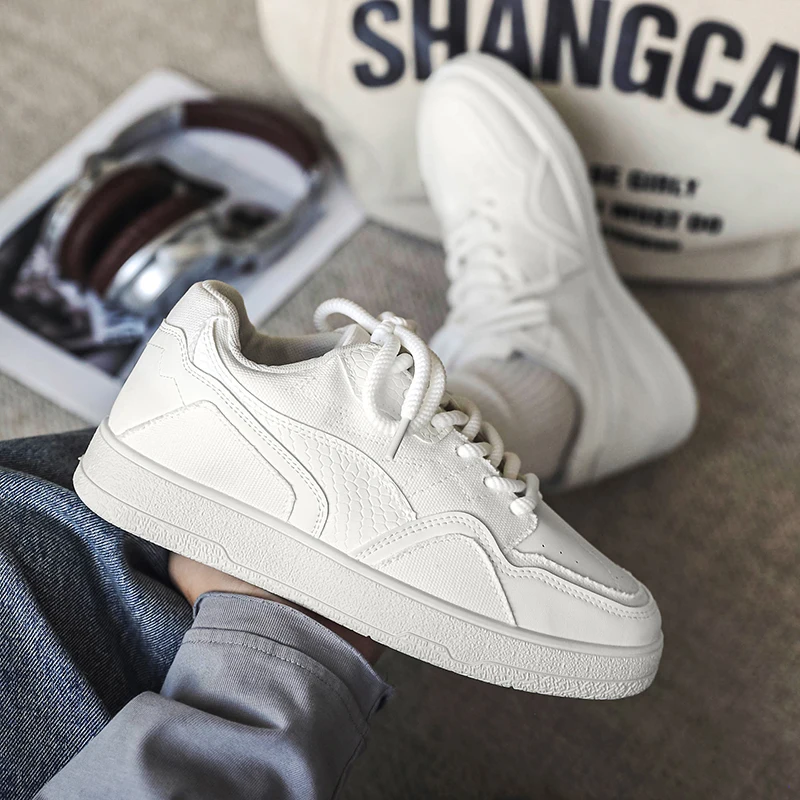 

2024 New Small White Shoes Men's Classic For Street Photography Students Shallow Mouth Fashion Sports Flat Bottom Board Shoes