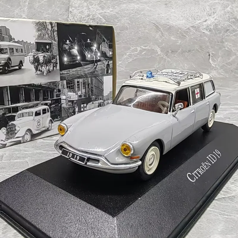 

1/43 Citroen ID 19 Luxe Alloy Ambulance Car Model Diecasts Metal Classic Retro Car Vehicles Model Miniature Scale Kids Toys Gift