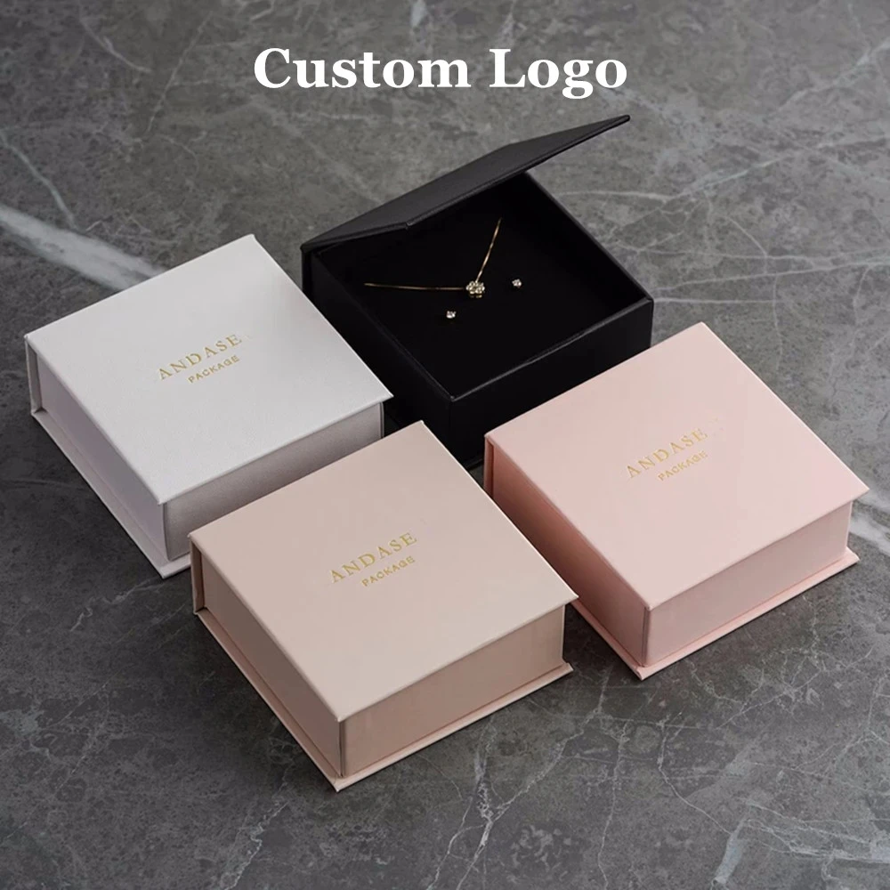 9*9*3.5cm Paper box custom logo necklace magnet box with sponge personalized logo jewelry package bulk flip cardboard box