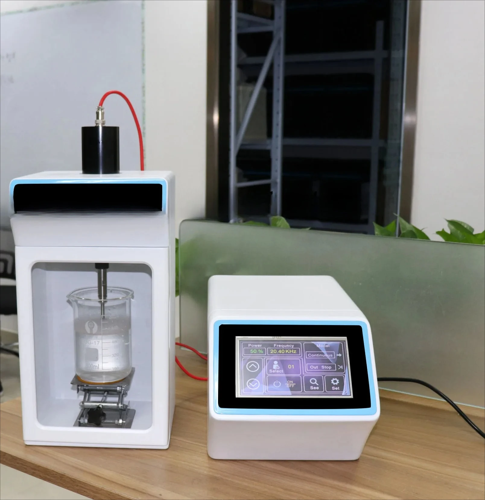 Upgraded model  Ultrasonic Homogenizer Sonicator Processor Cell Disruptor Mixer 150W 20KHZ 2ml-150ml FS-250N Top Quality
