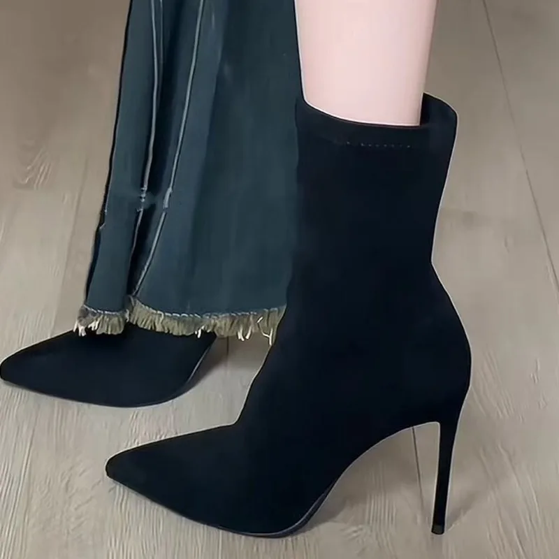 

Новые модные замшевые теплые короткие ботинки, осень 2023, сексуальные удобные нескользящие повседневные ботинки челси с мягкой подошвой для женщин