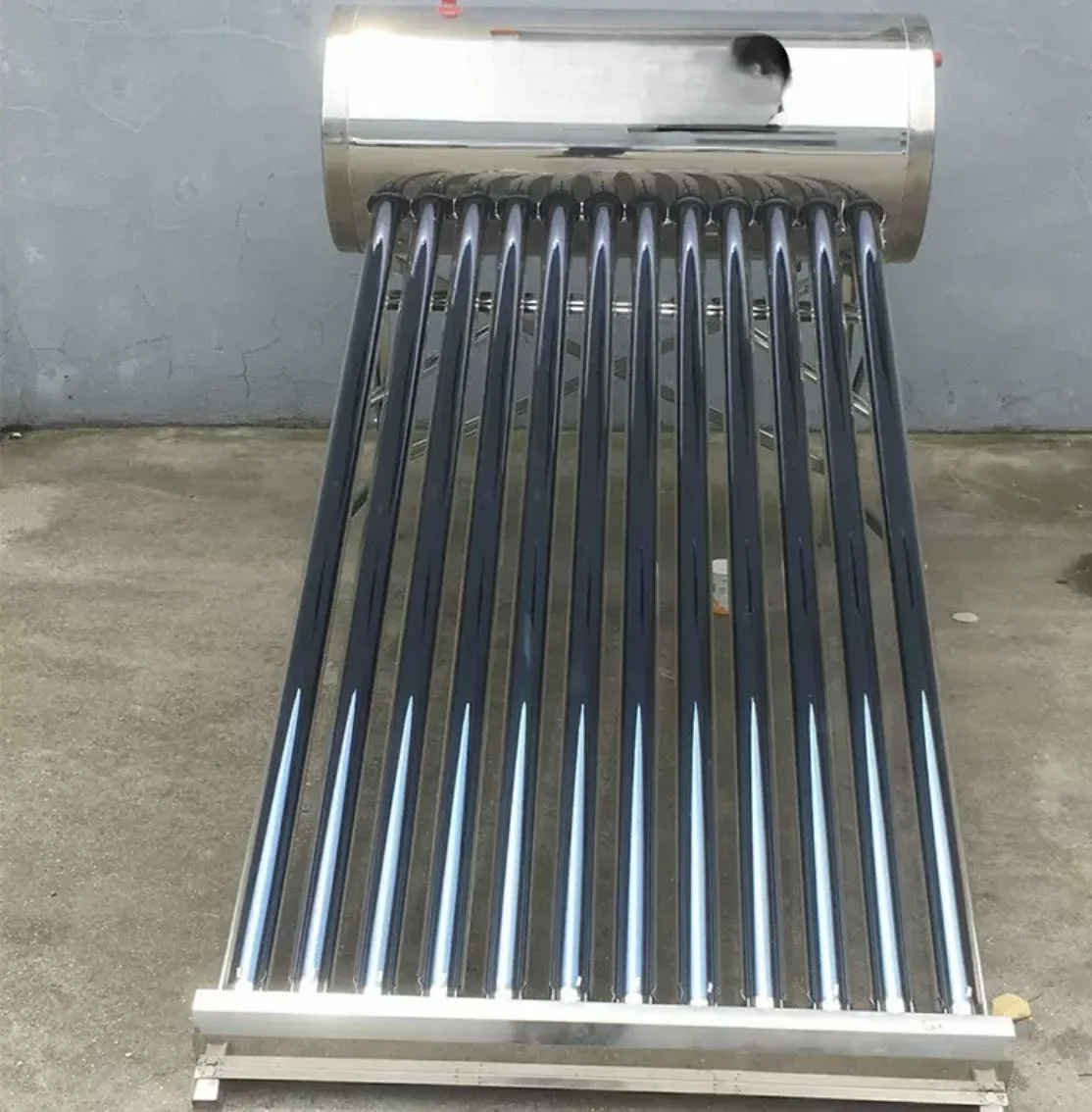 100L, 200L Commercial And Household Non-Pressurized Solar Water Heater Solar Furnace