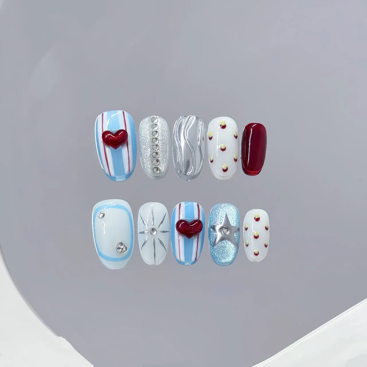 10개 수제 블루 캣아이 프레스온 네일, 달콤하고 시원한 3D 레드 하트 디자인 인조 손톱, 착용 가능한 짧은 라운드 가짜 손톱 팁
