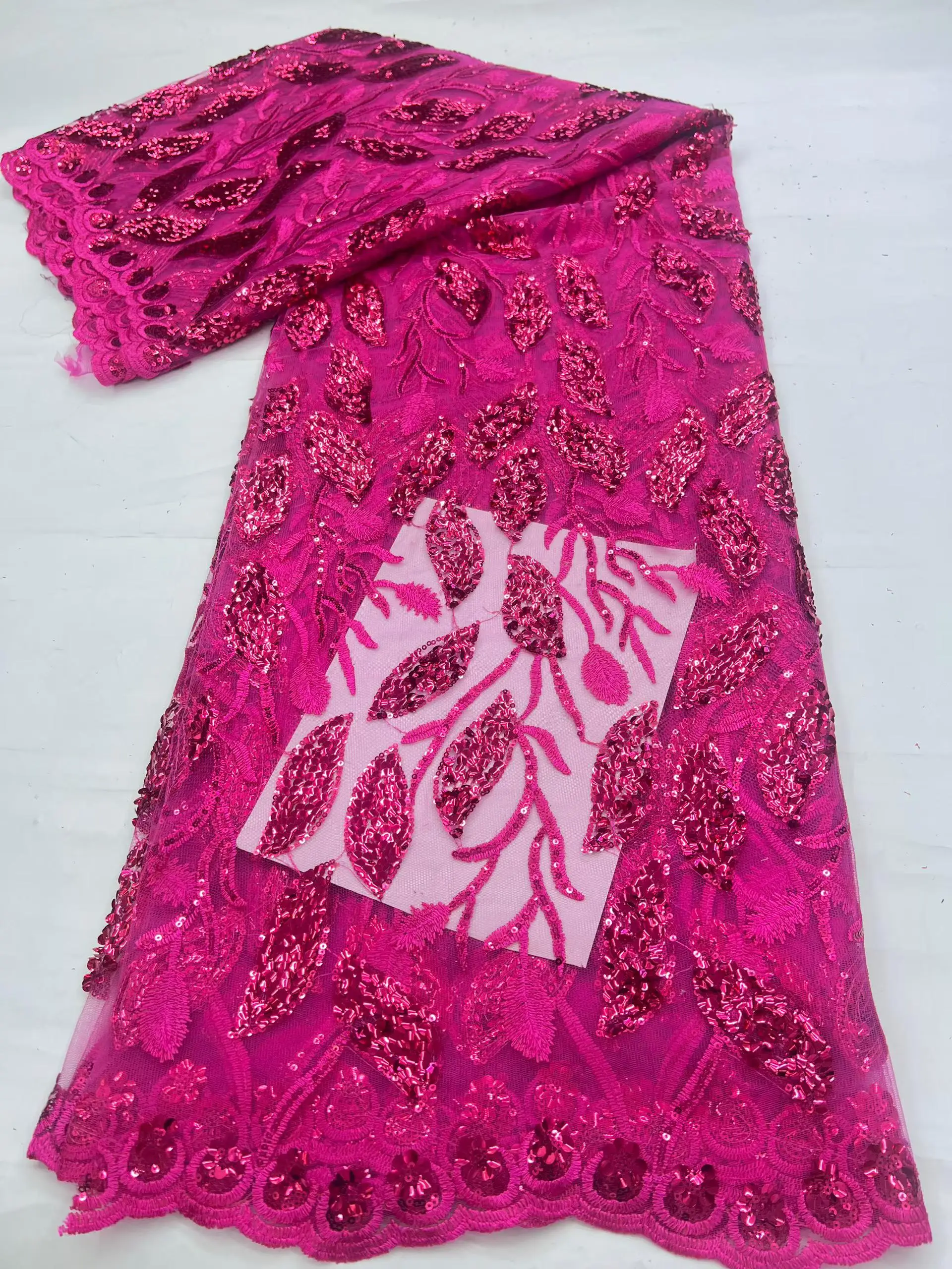Tela de encaje africano 5 yardas de alta calidad 2025 encaje de lentejuelas rosa nigeriano 3D bordado de flores tela de encaje de flores para coser