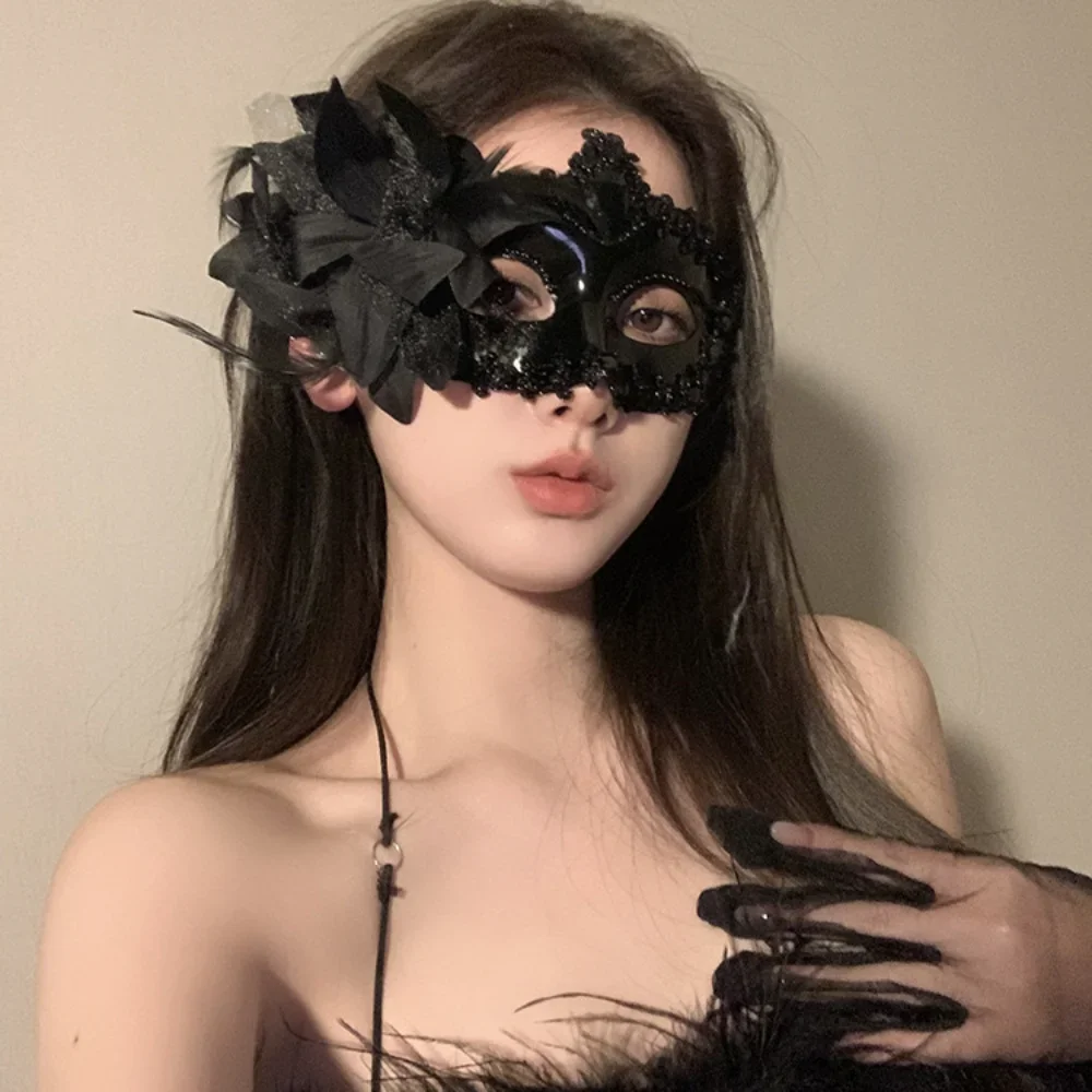 Masque noir Sexy en dentelle papillon pour femmes, masque de mascarade, masque pour les yeux de fête vénitienne, déguisement de carnaval, décor de fête Cosplay