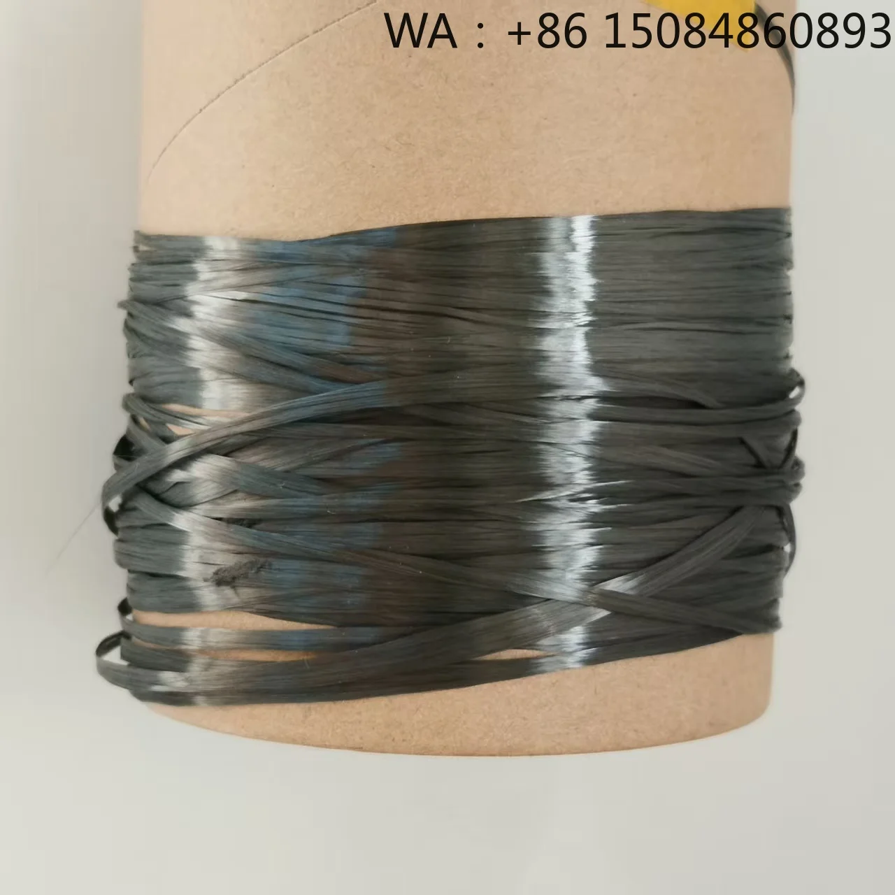 Fio de fibra de carbono de alta resistência 6K/12K, material leve para aplicações industriais e aeroespaciais.