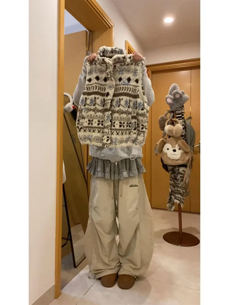 

Ретро-жилет из овечьей шерсти в американском стиле Fair Isle, женский, свободный, теплый, с наплечными подушками, осенне-зимний, модный, в корейском стиле, из хлопка.