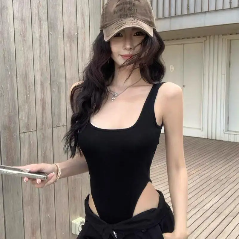 

Летняя новинка: Женский утягивающий универсальный топ для бега без чашечек с фиксированными вкладышами для груди, модель Pure Desire Sexy Bal