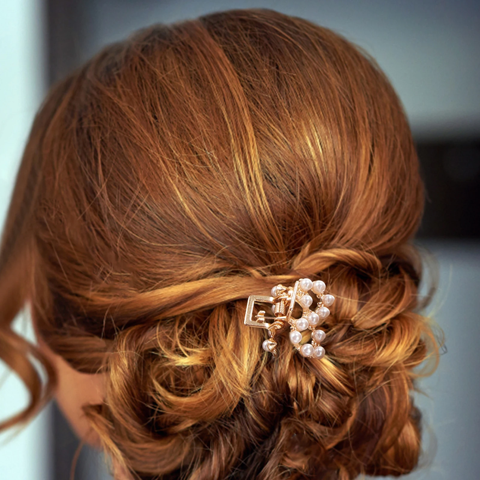 

6Pcs Small Pearl Clips Mini Hair Clips for Women Fashionable Claw Clip Strong Teeth Non-Slip for Various Occasions Daily Wear