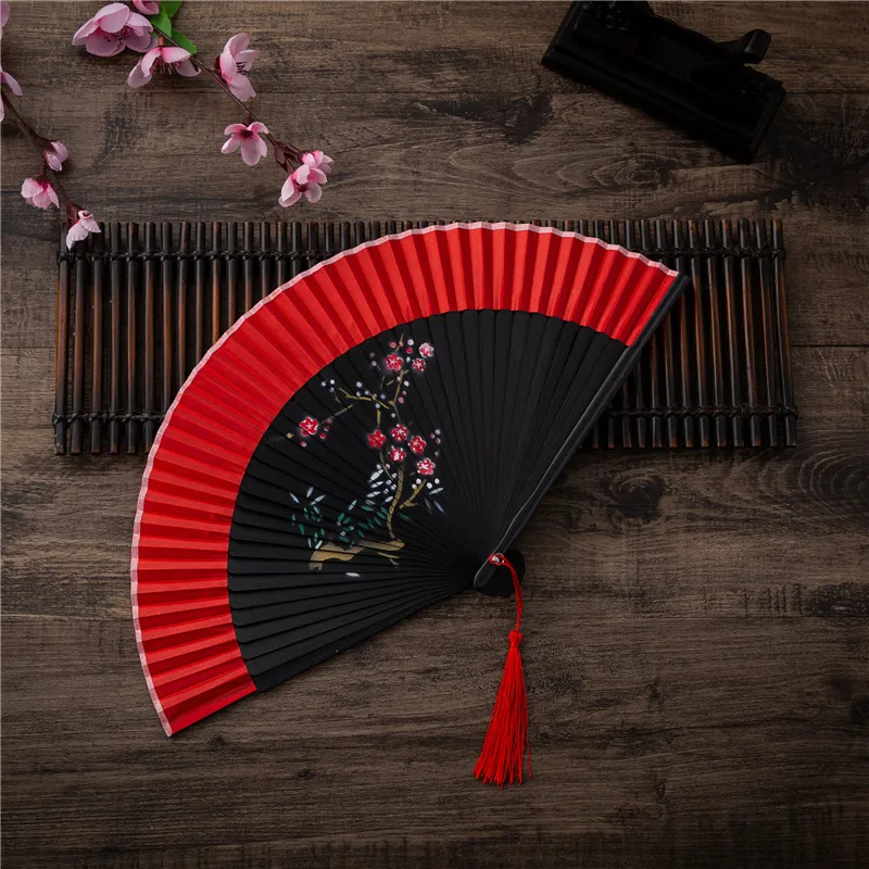 Vintage Style Silk Folding Ladies Folding Fan Retro Style Ruihe Figure Carrying Silk Hanfu Decoration Small Fan