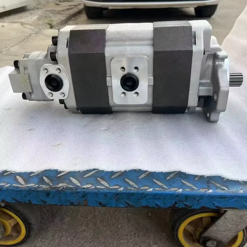 HM400 Accumulated Dump Truck Spare Parts Gear Pump 705-95-07030 SHANDONG