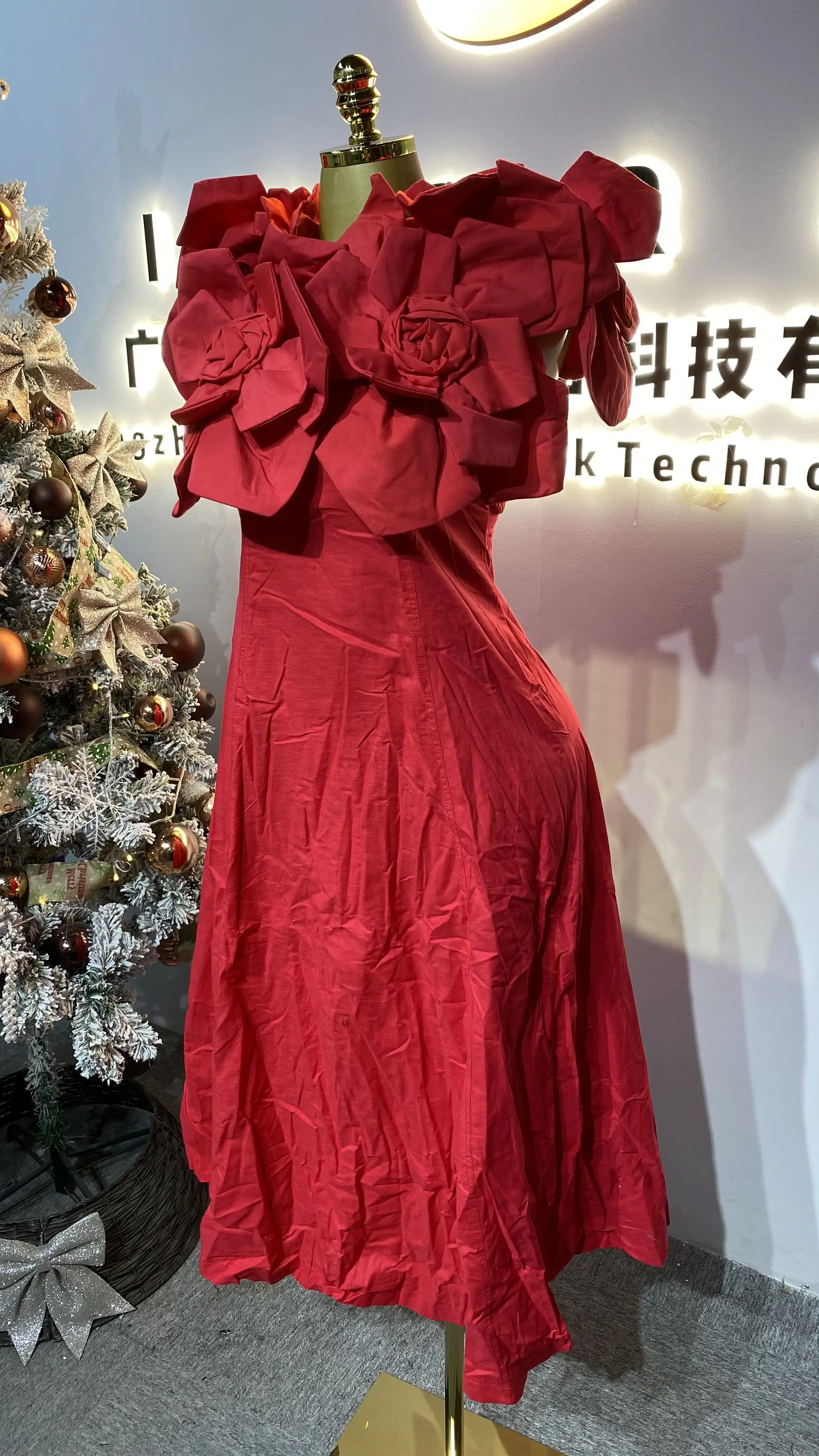 Summer Fashion Women's Heavyweight Slim Waist Long Dress New Style 3D Floral Design Strapless Floor-Length Long Dress-GZXX394