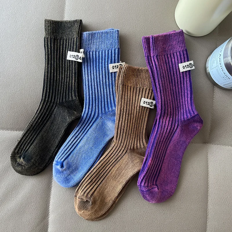 Unisex-Socken aus reichhaltiger Baumwolle mit Buchstaben und Zahlen für Damen und Herren