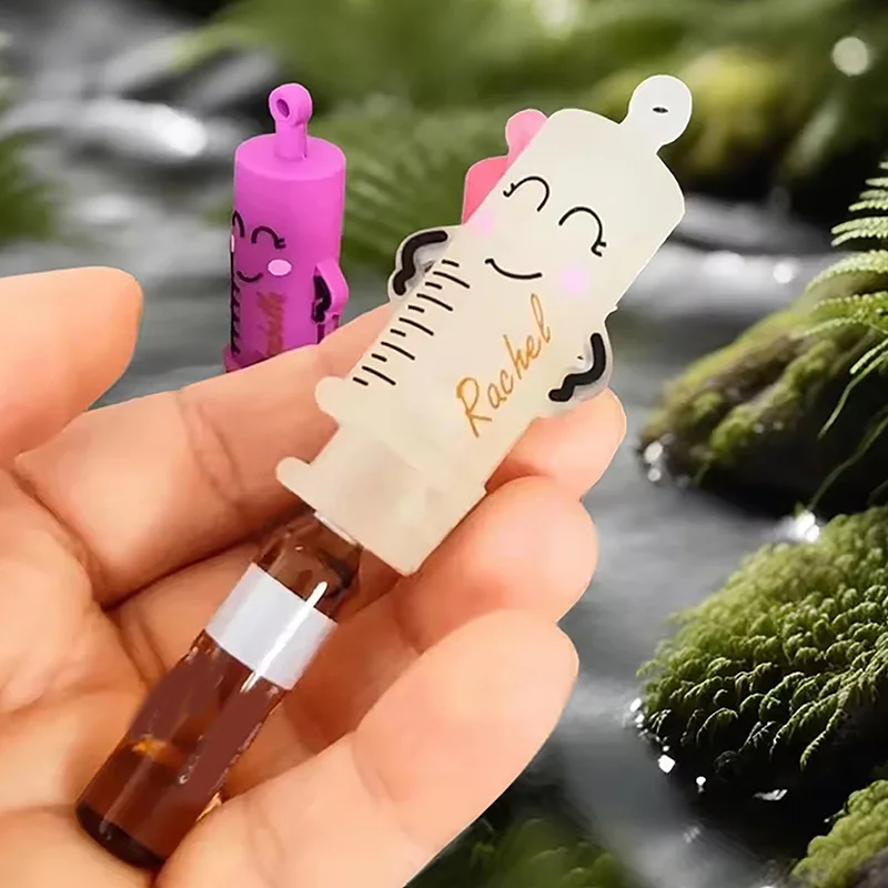 1PCS PVC Ampoule Bottle Opener Keychain Syringe-Shaped Cutter Nurse Doctor Aid Medication Vial Breaker Tool