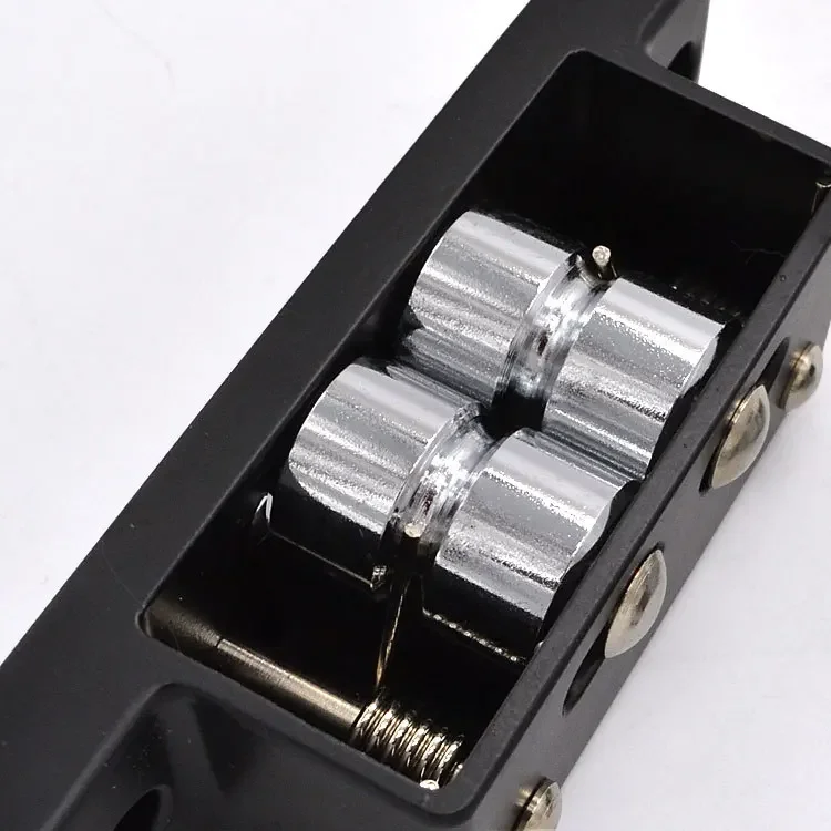 قفل باب التأثير SK1-RZ600 وغرفة اختبار فرن الخرز ومزلاج ميكانيكي مقاوم للانفجار مشبك باب RZ قوي