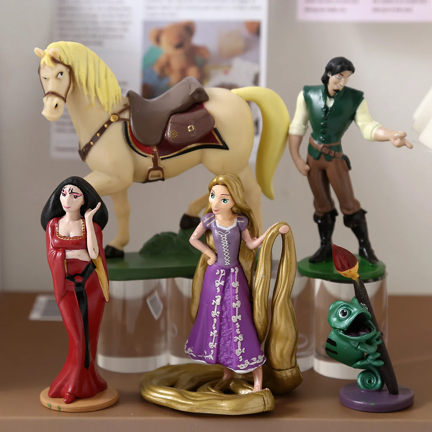 Novo Conjunto de Figuras Disney Rapunzel e Flynn Rider, Modelo de Figura de Ação Anime, Ornamento para Bolo de Mesa, Presente