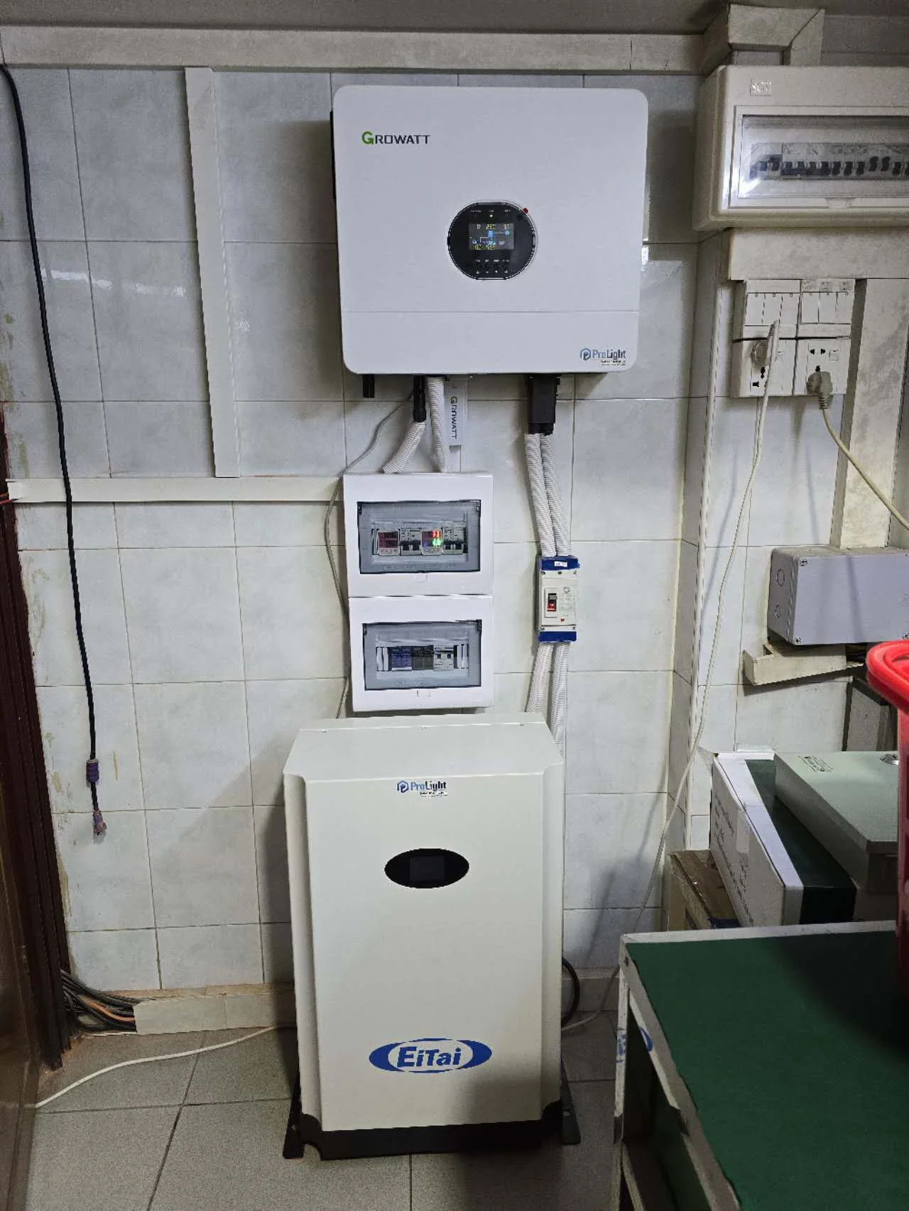 20kw Hybrid Pure Sine Wave Power 5kva 6kw 8kva 13kw 25kva 40kw Grid Inverter IP65 PV Off-grid