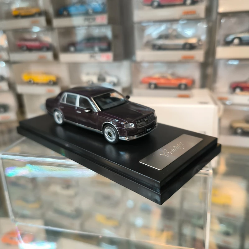 1/64 Model Car TOYOTA Century Luxury Alloy Toy Motor Vehicle Diecast Metal Edition Toys with Acrylic Box Brown Collection Gift