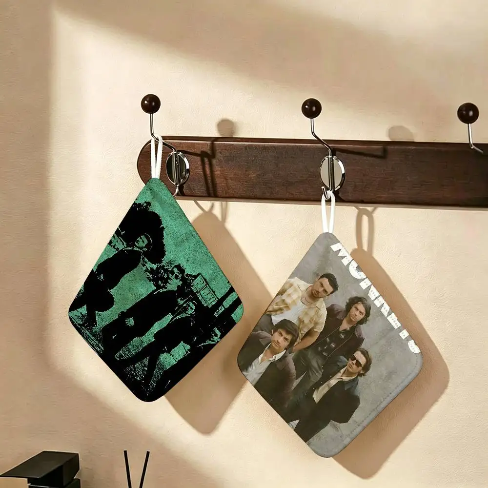 Indie Rock Band Arctic Monkeys Hanging Polyester Cotton Towel, Reusable Hand Wiping Cloth, Wear Resistant for Home Kitchen Sink
