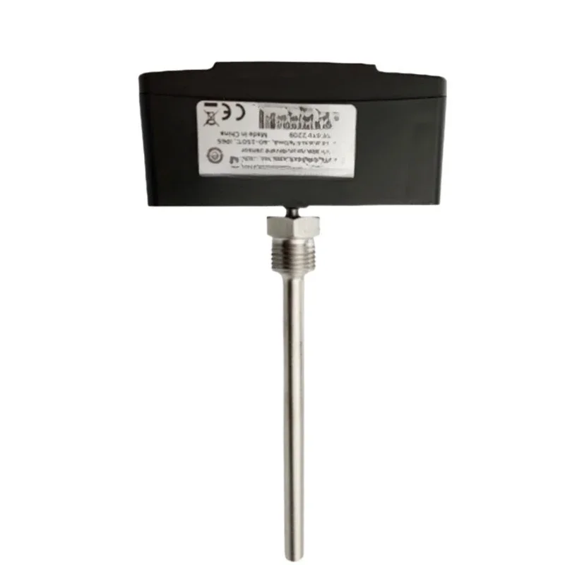 

Immersion type plug-in liquid temperature measurement sensor transmitter without edge water pipe