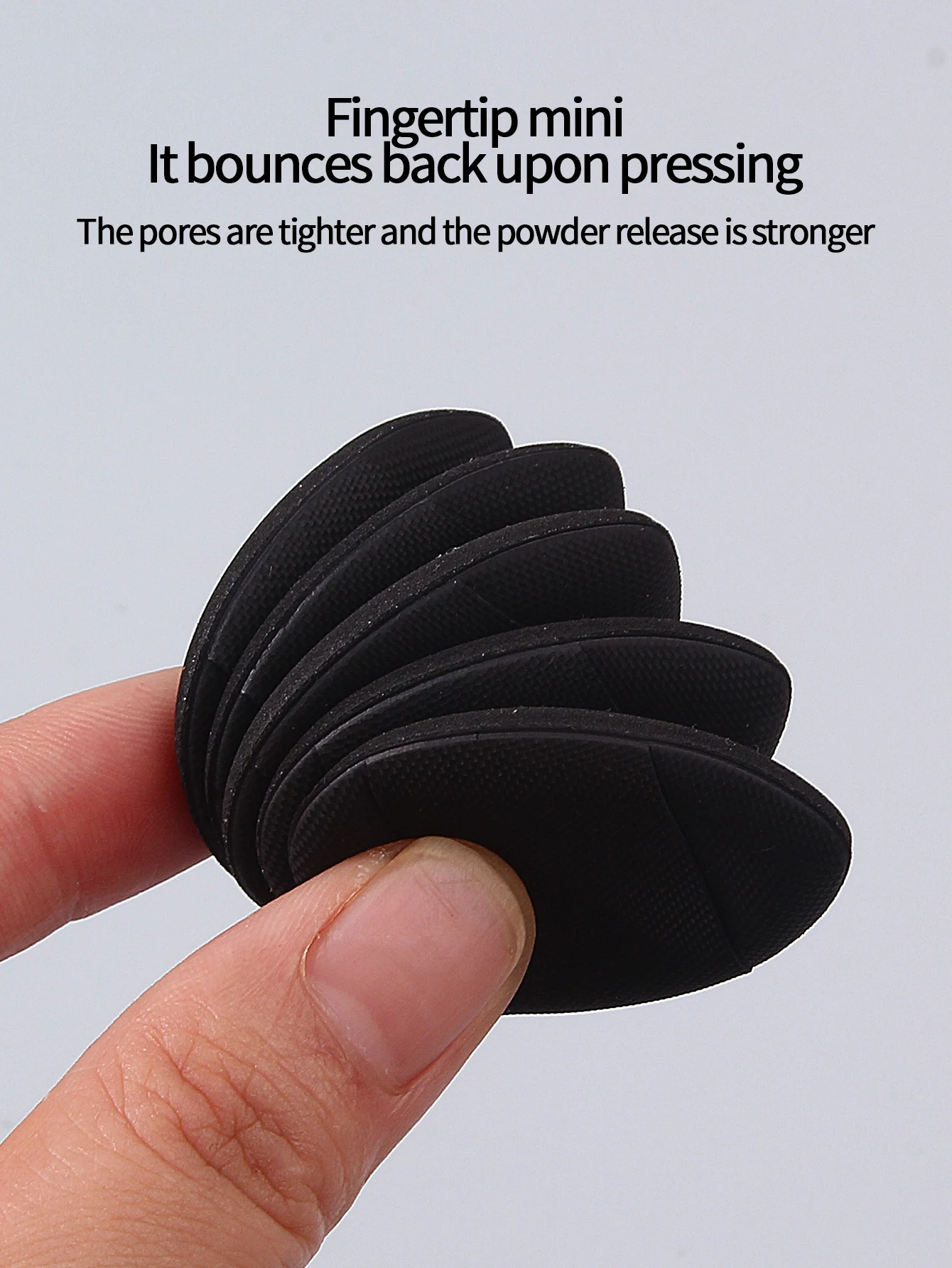 100個入り ブラック ミニ サムサイズ パウダーパフ、ノンラテックス エアーカッション パウダーパフ、携帯用 ファンデーション リキッドコンシーラー スポンジ パウダーパフ