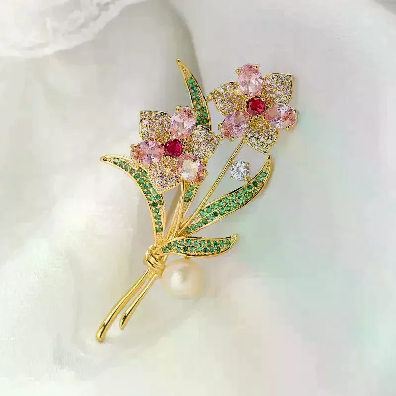 Exquisite Sparkling Crystal Rhinestone Flower Pearl Brooches For Women Clothing Coat Jewelry Accessries Gifts