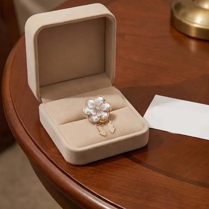 

Unique Florals Designs Pearls Cufflinks Suitable for Wedding and Business Attire 87HA