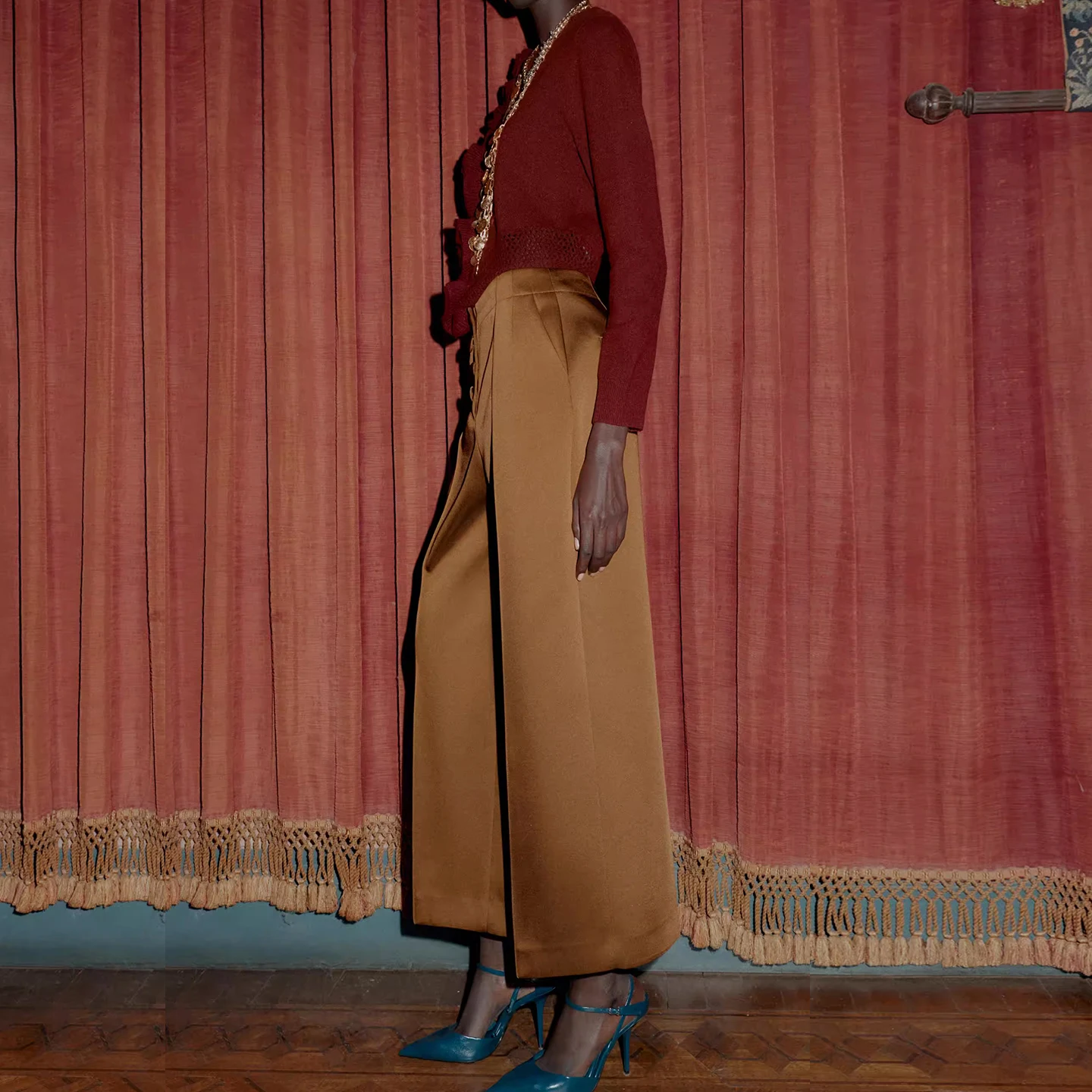 Faionable ارتفاع الخصر بنطال ذو قصة أرجل واسعة للنساء تخفيف Sle شتاء 2025 جديد وصول Ele السيدات بنطلون السراويل الطويلة