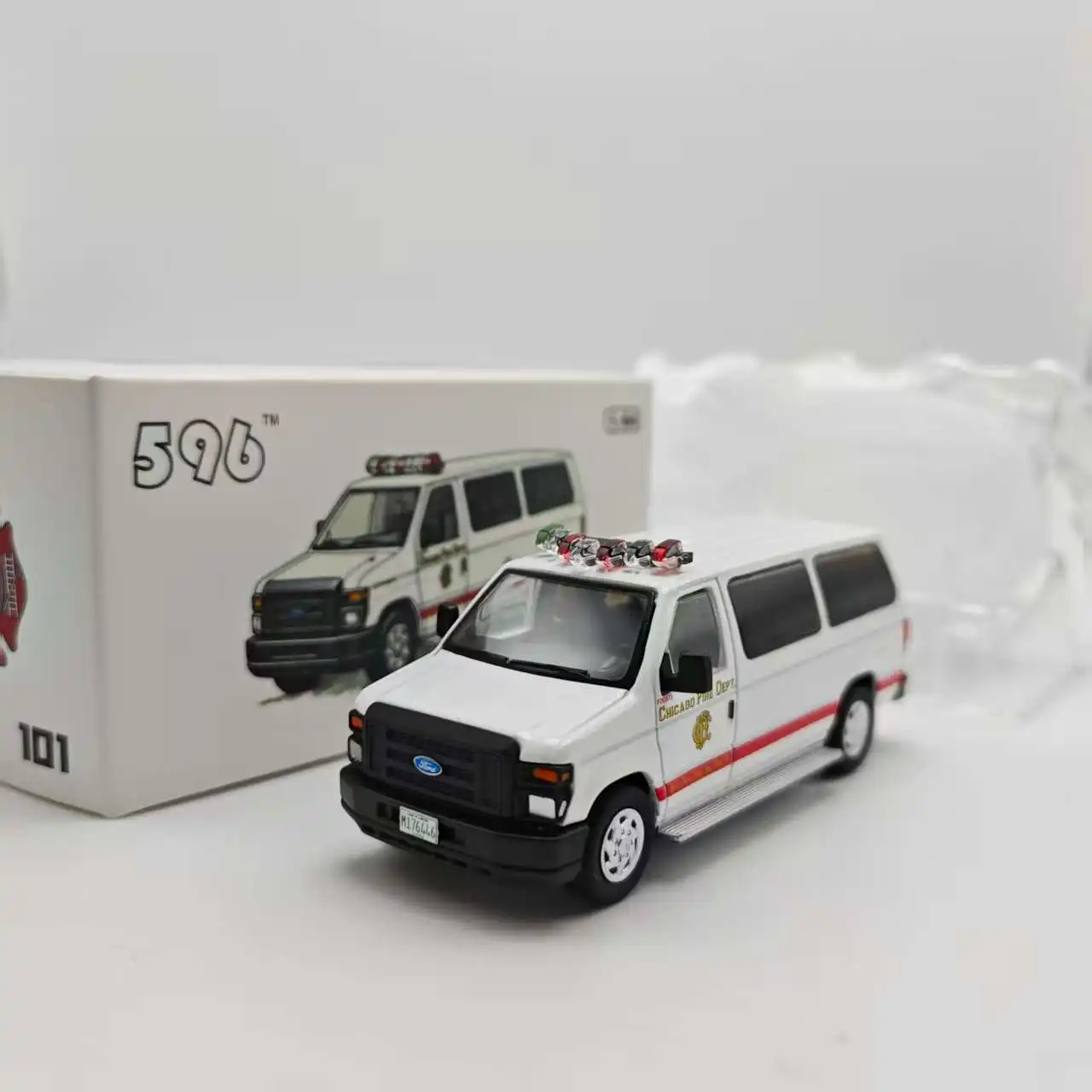 596 1:64 CV Boston State Police folírio E Chicago Corpo de Bombeiros fígado modelo de carro em liga